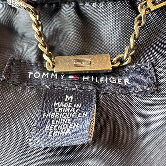 Tommy Hilfiger - Puffer Vest Gray Plaid Zipper Closure, Size: Large - Picture 15 of 16